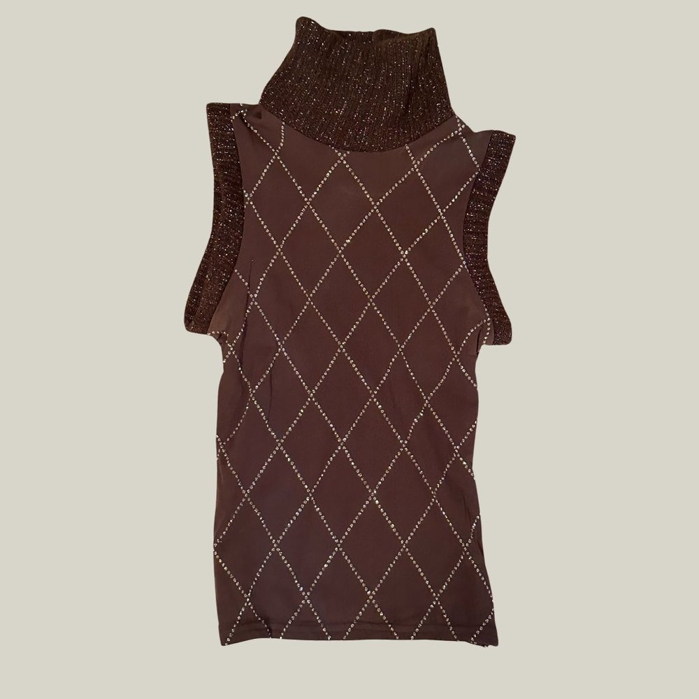 Top With Sparkle Patterns - image 1
